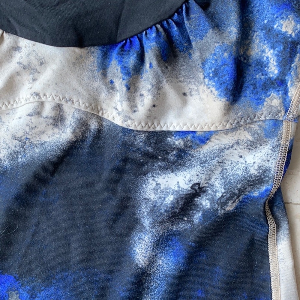 Lululemon Scoop Me Up Tank - Picture 6 of 11